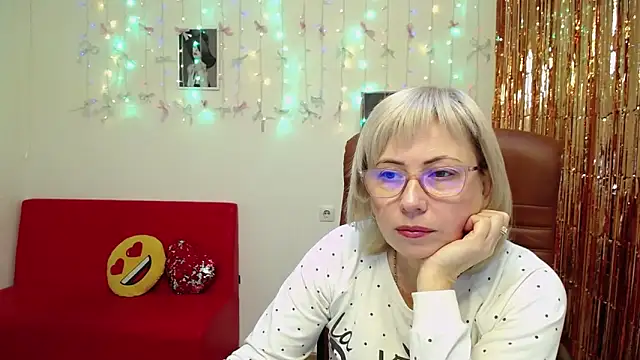 LaurenWishy online show from January 2026 06:18:01 AM