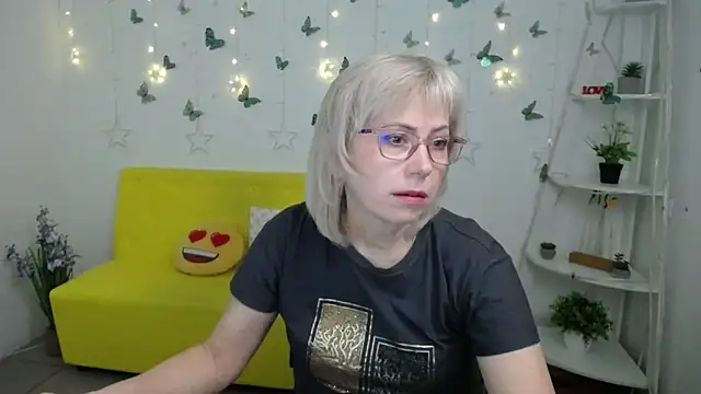 LaurenWishy online show from March 2026 05:57:02 AM