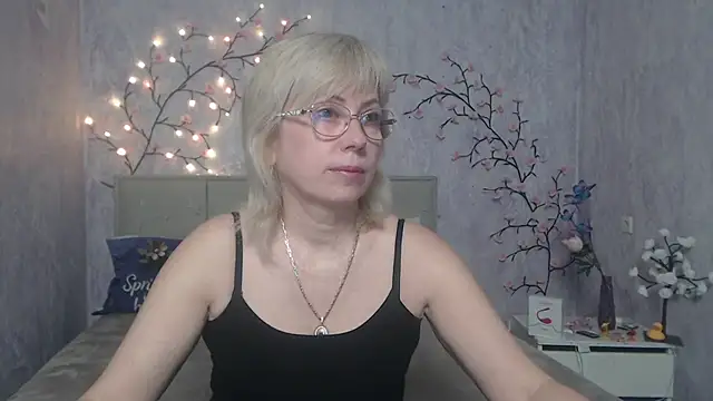 LaurenWishy online show from April 2026 05:30:01 AM