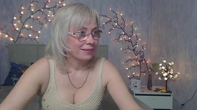 LaurenWishy online show from May 2026 11:59:02 AM