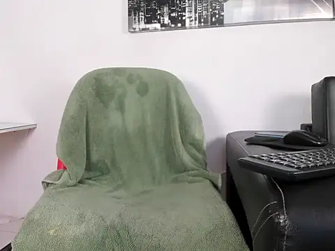 Snapshot of maikol_twinkx chatting on March 2026 12:03:01 AM maikol twinkx online show from March 2026 12:03:01 AM