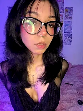 Snapshot of Valen-Foxx1 chatting on November 2025 05:07:01 AM Valen-Foxx1 online show from November 2025 05:07:01 AM