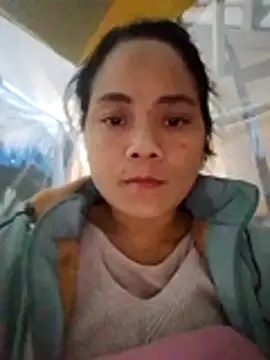 Snapshot of bela-hayes chatting on November 2025 02:21:02 PM bela-hayes online show from November 2025 02:21:02 PM