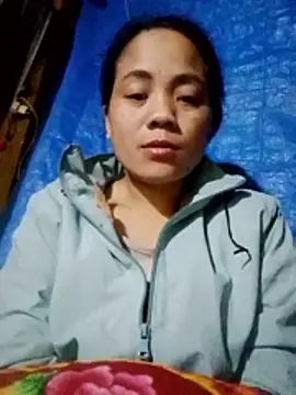 Snapshot of bela-hayes chatting on December 2025 02:27:01 AM bela-hayes online show from December 2025 02:27:01 AM