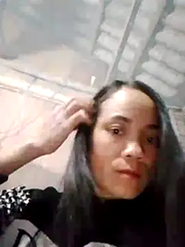 Snapshot of bela-hayes chatting on December 2025 12:53:02 PM bela-hayes online show from December 2025 12:53:02 PM