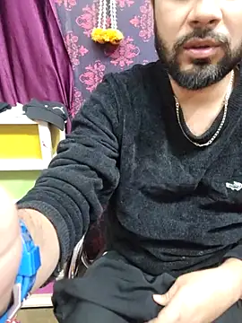 Cute Lucky online show from December 2025 09:15:02 AM