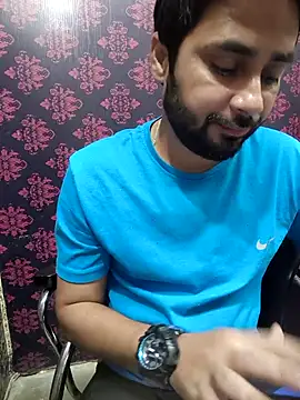 Cute Lucky online show from April 2026 12:47:01 PM