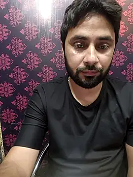 Cute Lucky online show from April 2026 11:14:01 AM
