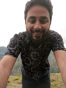 Cute Lucky online show from May 2026 04:20:02 AM