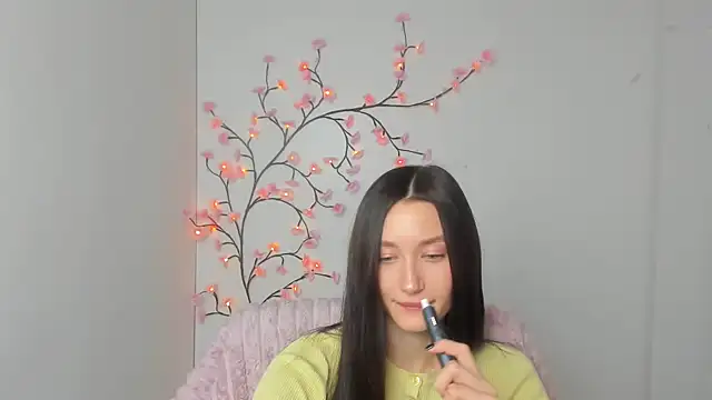 Stella XO online show from March 2026 06:19:01 AM