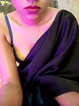 Snapshot of Bold_Quinn chatting on December 2025 08:25:01 PM Bold Quinn online show from December 2025 08:25:01 PM