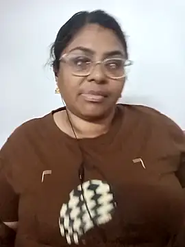 Riya-mallus online show from February 2026 05:06:02 PM