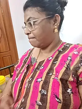 Riya-mallus online show from February 2026 07:17:02 PM