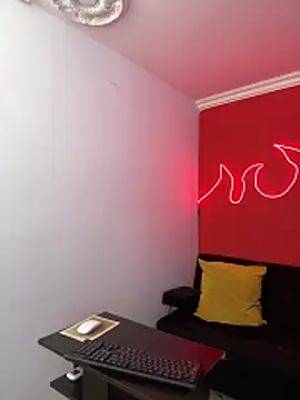 Snapshot of Mike_savage3 chatting on February 2026 12:12:01 PM Mike savage3 online show from February 2026 12:12:01 PM