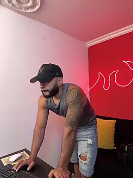 Snapshot of Mike_savage3 chatting on March 2026 12:22:01 PM Mike savage3 online show from March 2026 12:22:01 PM