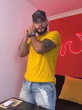 Snapshot of Mike_savage3 chatting on March 2026 12:20:02 PM Mike savage3 online show from March 2026 12:20:02 PM