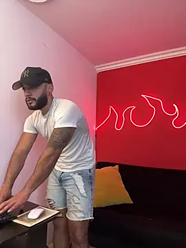 Snapshot of Mike_savage3 chatting on March 2026 12:11:01 PM Mike savage3 online show from March 2026 12:11:01 PM