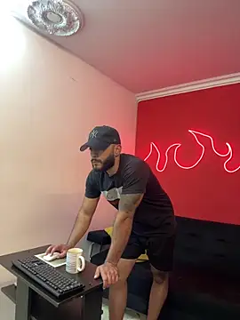 Snapshot of Mike_savage3 chatting on March 2026 12:10:02 PM Mike savage3 online show from March 2026 12:10:02 PM