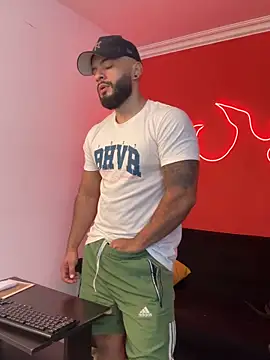 Snapshot of Mike_savage3 chatting on March 2026 12:11:01 PM Mike savage3 online show from March 2026 12:11:01 PM