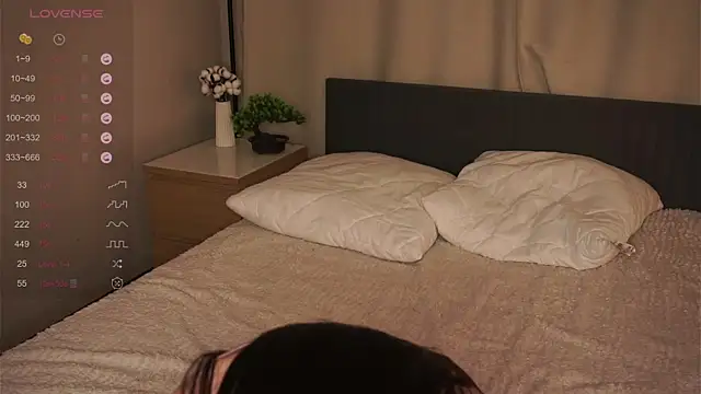 Snapshot of LeeHartrick chatting on December 2025 05:54:02 PM LeeHartrick online show from December 2025 05:54:02 PM