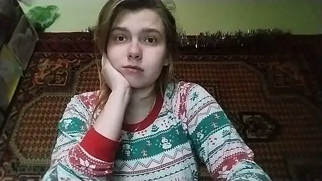 KikiBang online show from December 2025 08:43:01 AM