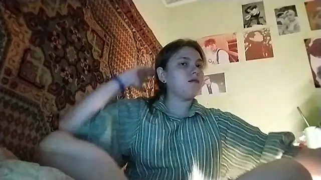 KikiBang online show from April 2026 06:47:01 PM