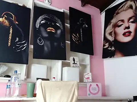 crissex3 online show from February 2026 01:29:02 PM