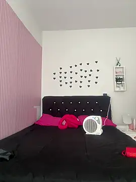 melyssaa23 online show from March 2026 02:46:02 PM