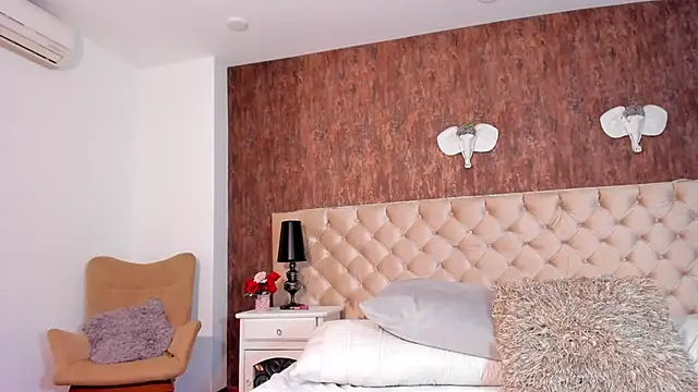 DaimondJohnson online show from January 2026 04:39:02 AM