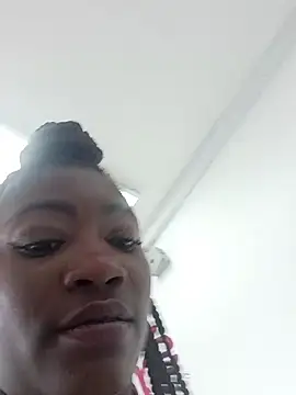 Snapshot of Amy_Brunette chatting on December 2025 05:40:02 PM Amy Brunette online show from December 2025 05:40:02 PM