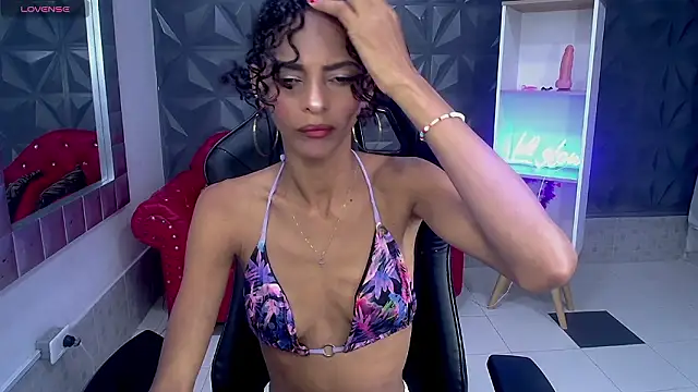 becky lynch 102 online show from February 2026 05:39:02 PM