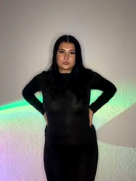 Snapshot of KimberlyBlue chatting on December 2025 06:46:02 PM KimberlyBlue online show from December 2025 06:46:02 PM