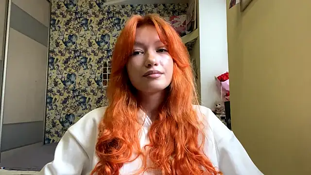 NamiSerene online show from November 2025 10:15:02 AM