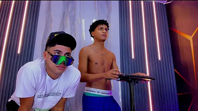 Erotick Men online show from November 2025 08:35:02 AM