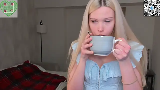 CherrylHolme online show from February 2026 07:40:01 PM