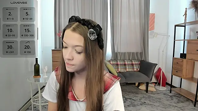 Snapshot of SalliePrutt chatting on December 2025 08:07:02 AM SalliePrutt online show from December 2025 08:07:02 AM