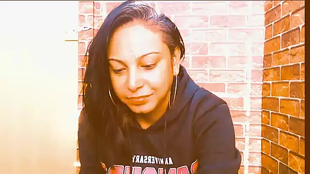 indian spice girl online show from June 2026 06:22:02 AM
