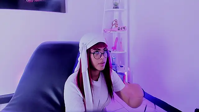 Taylor  Watson online show from February 2026 07:06:02 PM