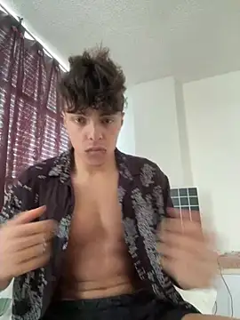 Snapshot of RossStrom chatting on January 2026 05:07:01 PM RossStrom online show from January 2026 05:07:01 PM