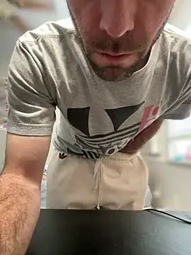 strippingmale1 online show from February 2026 03:37:02 PM