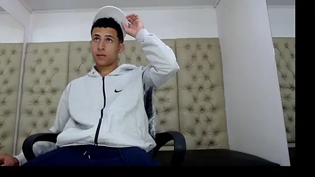 HollmanFronsh online show from February 2026 02:49:02 AM