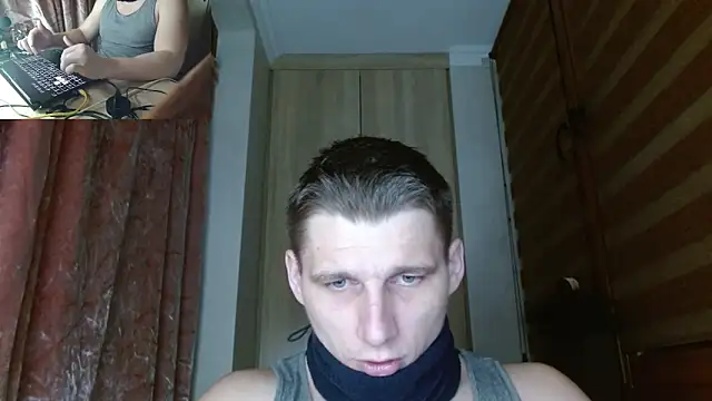 Poliglotjoe1 online show from March 2026 11:20:02 PM