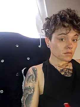 megan NL online show from December 2025 05:31:02 PM