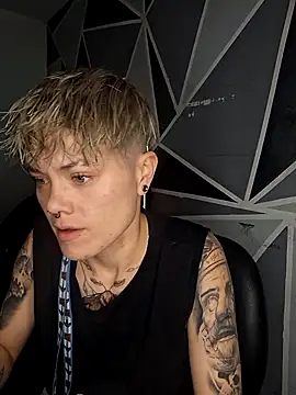 megan NL online show from December 2025 12:29:01 AM