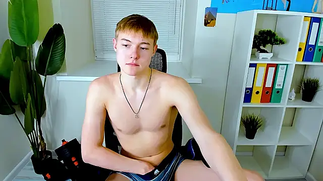 DonaldWoon online show from February 2026 01:05:02 PM