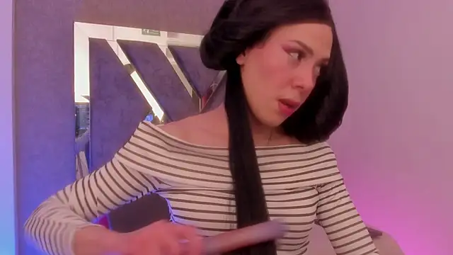 frany wolf  online show from November 2025 01:38:01 AM