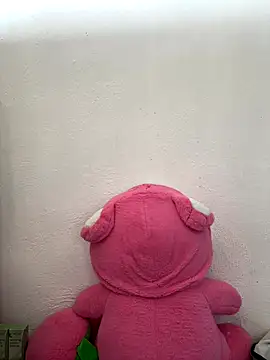 Snapshot of Kiee-lee chatting on December 2025 07:23:01 AM Kiee-lee online show from December 2025 07:23:01 AM