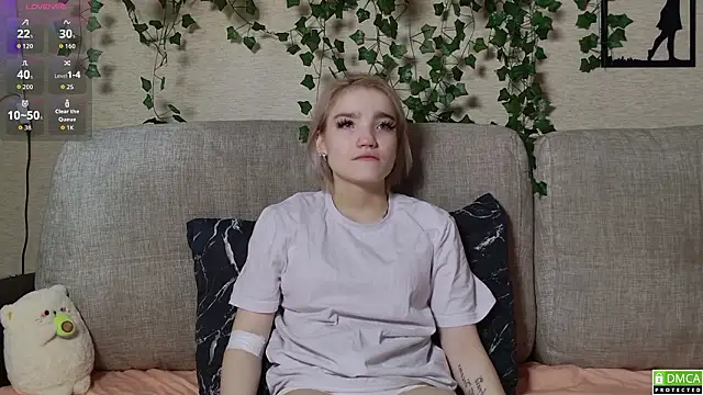 Megan Lora online show from March 2026 04:27:02 AM