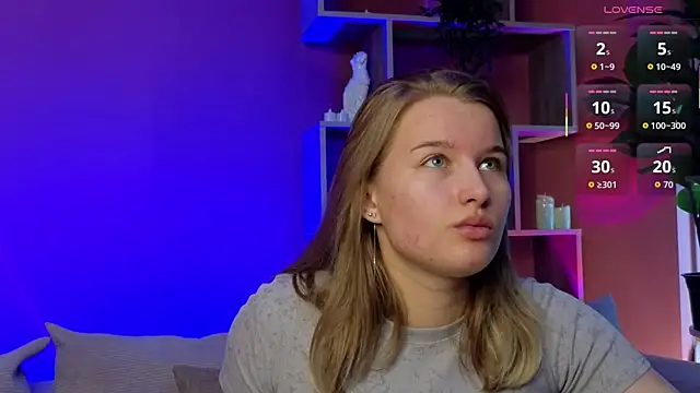 ImiMonroe online show from May 2026 04:32:02 AM