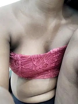 Snapshot of Simran_0011 chatting on December 2025 02:38:01 AM Simran 0011 online show from December 2025 02:38:01 AM